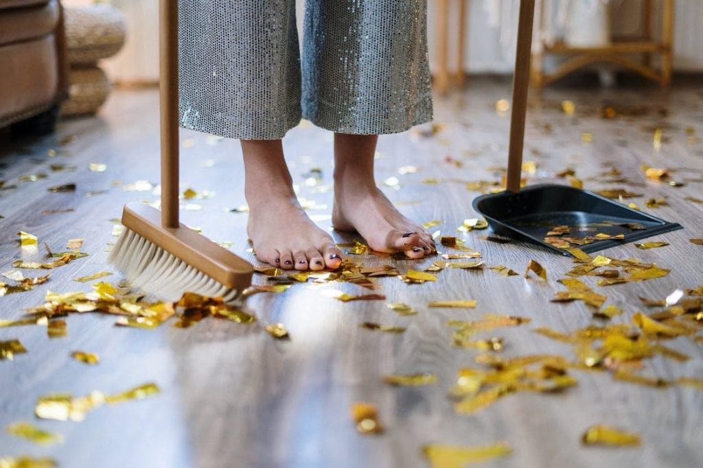 Ways to Get Your House Clean and Ready for The Holidays